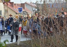 [fot. BBujnowska-Kowalska] Orszak Trzech króli przeszedł ulicami Żukowa - powiększ